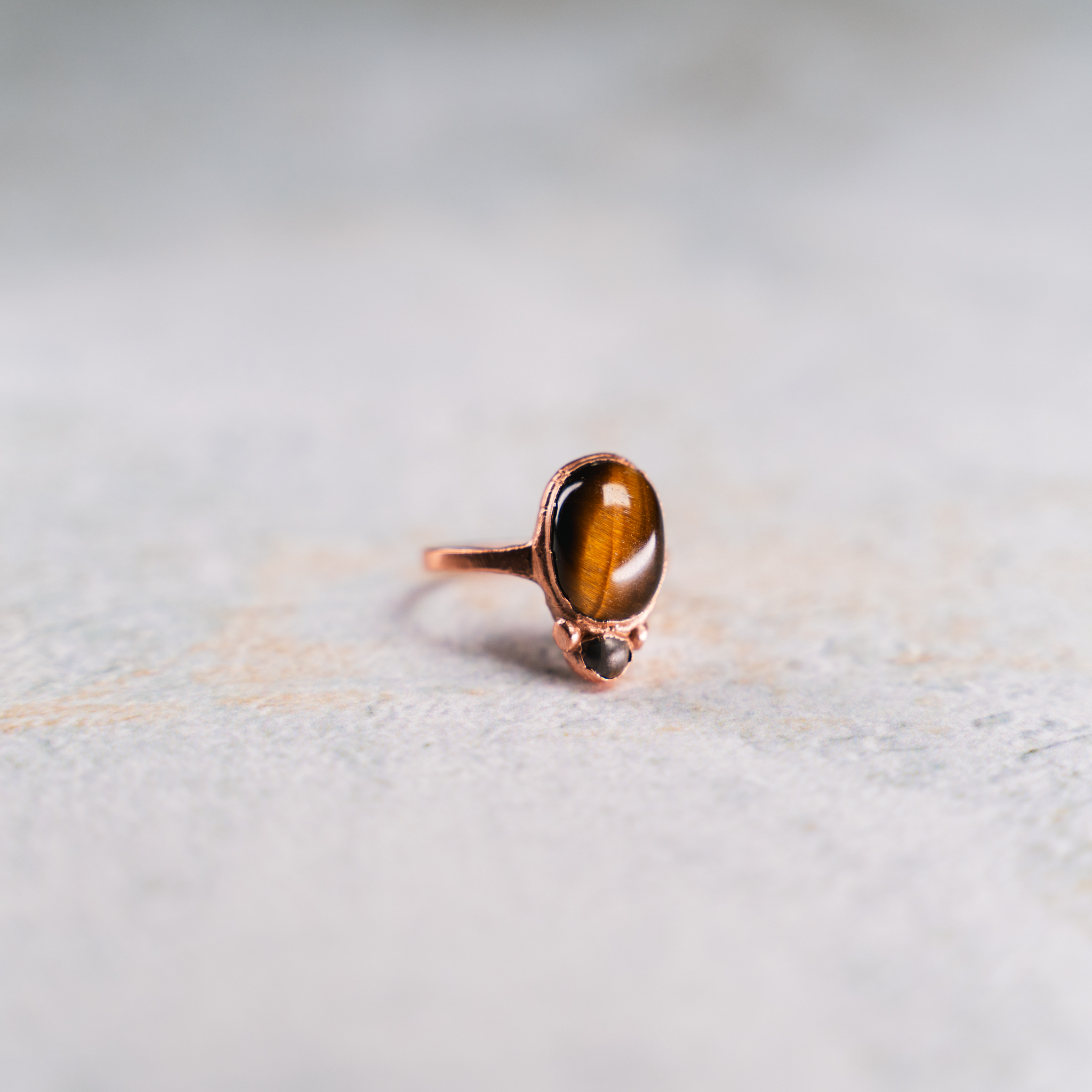 Copper Gorgeous_aug23_tijgeroog ring-25