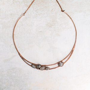 Spang ketting met plumosiet