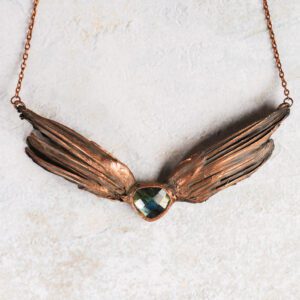 Halsketting met vleugels