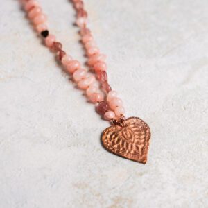 koperen hart rozenkwarts chalcedoon handgeknoopt