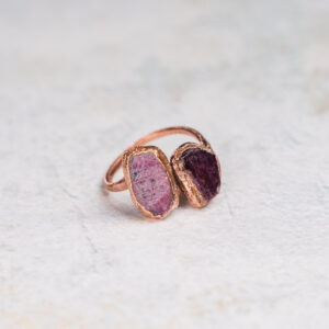 Ring met dubbele robijn