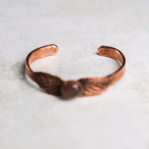 Alternative view of Armband met aardbeikwarts